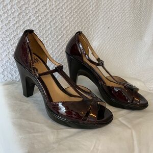 Sofft Leather strap heel - 6 1/2W